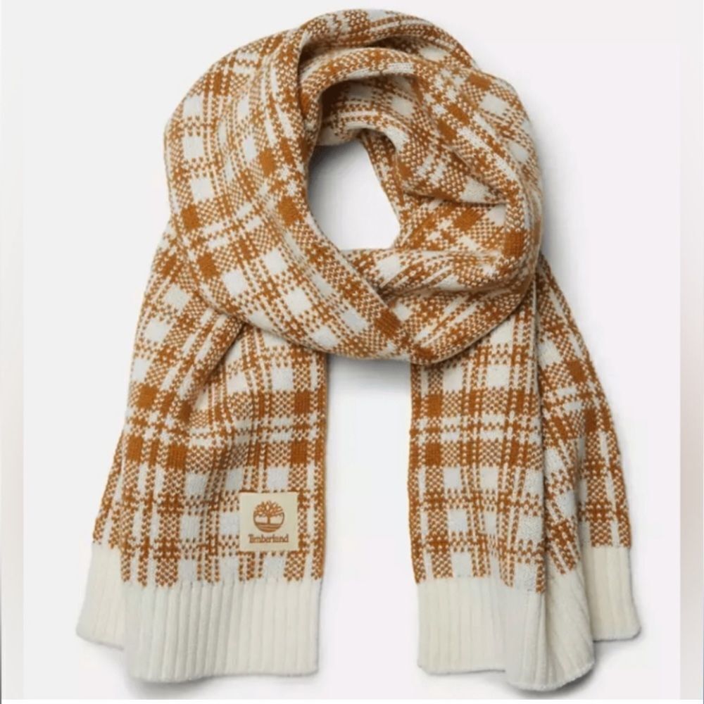 Timberland cozy plaid scarf NEW in package ! Perfect for fall/winter and holiday